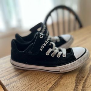 Converse Kids Size 4 Black